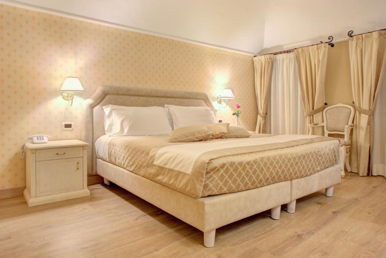 Hotel La Locanda Volterra Ngoại thất bức ảnh